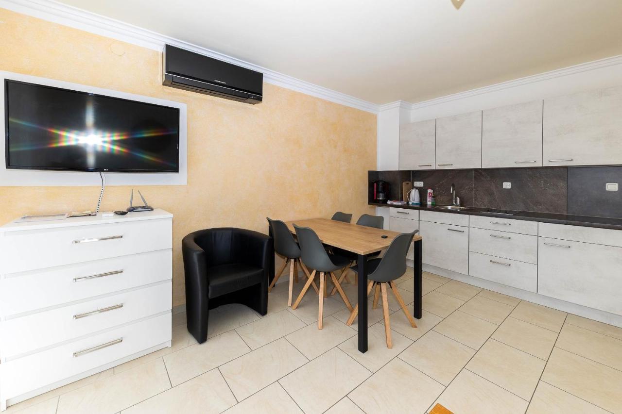 Apartmani Dea Crikvenica Exterior photo